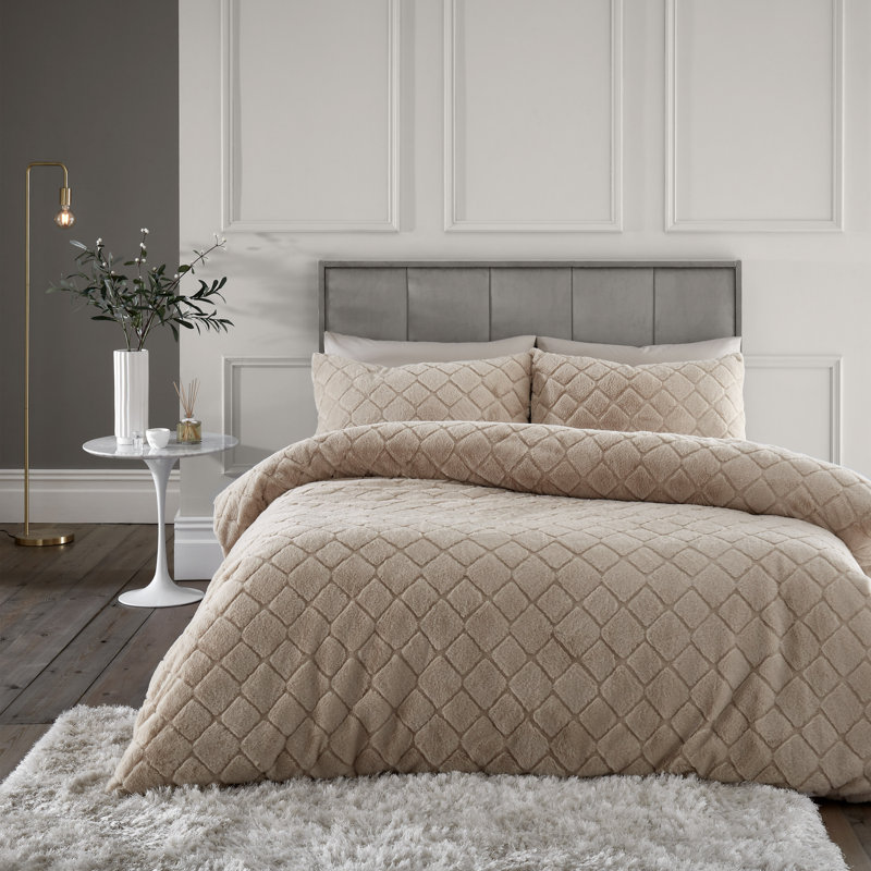 Cosy Diamond Faux Fur Duvet Cover Set, Natural, Single