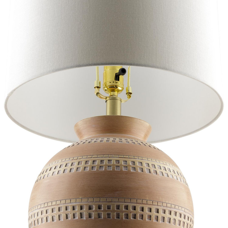 Eaghan Lamp, Brown