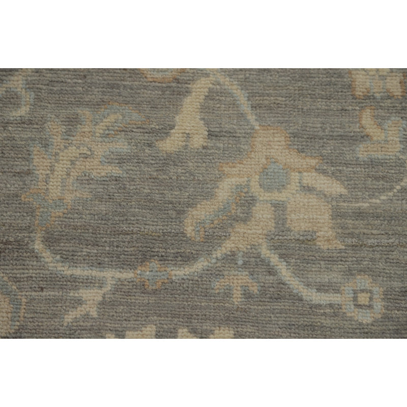 Tapis à motif floral Oushak All-Over