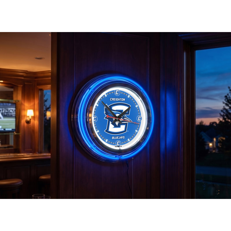 Wall Clock, Creighton