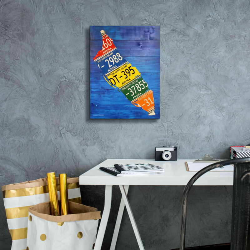 «Aruba Licence Plate Map» par Design Turnpike, H 16 po x l 12 po x P 0,75 po