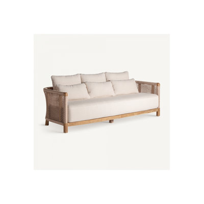 Trena Outdoor Sareah