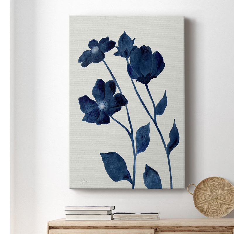 Indigo Bloom I, toile tendue avec châssis de qualité supérieure - prête à être accrochée, H 12 po x l 8 po x P 1 po