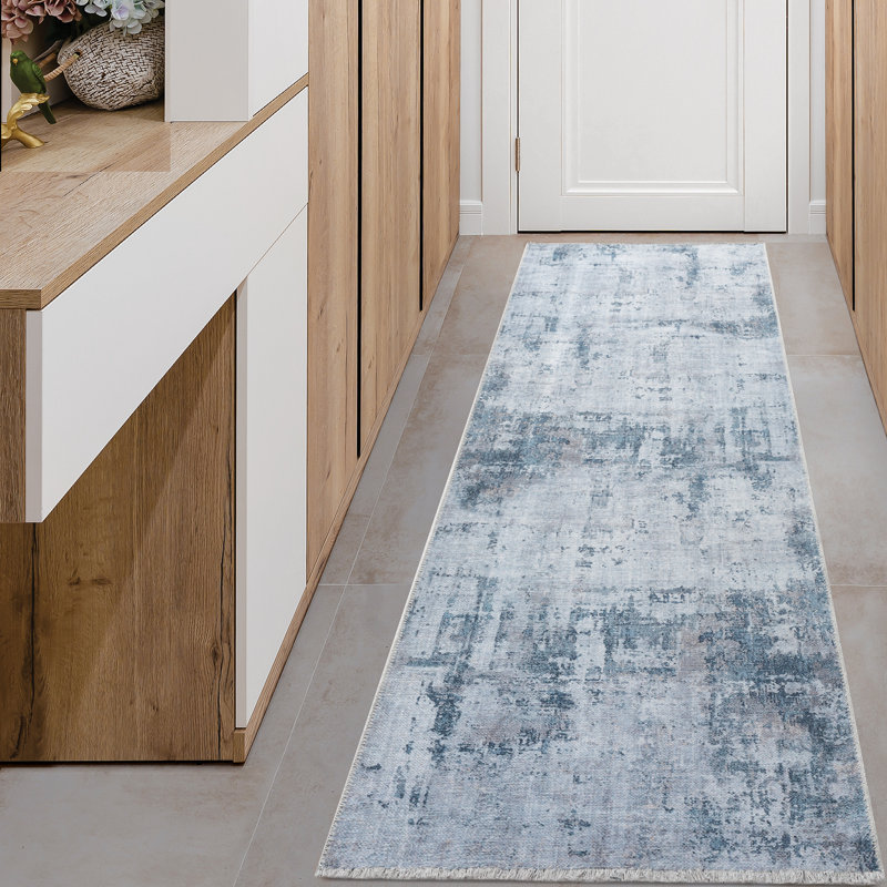 Tapis gris / bleu en chenille tissé à la machine Xadiel, Tapis de couloir 2 pi 6 po x 8 pi