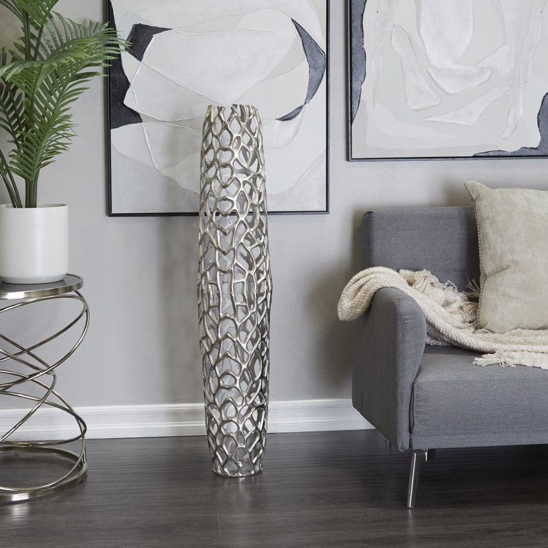 Vase Bodo, Or, H 45 po x l 10 po x P 10 po