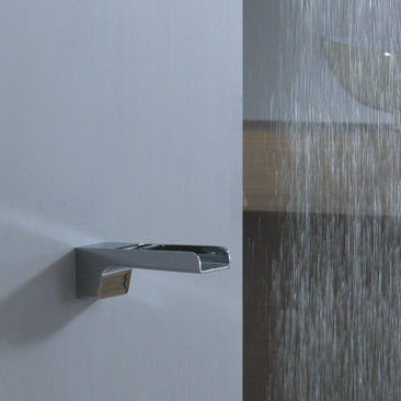 Thrale Wall Waterfall Faucet Bath Filler