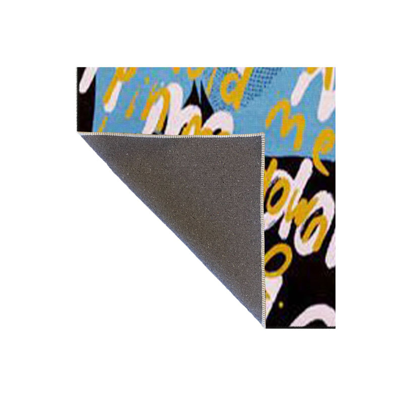 Tapis décoratif à motif texturé Modern Text, Tapis de couloir 4 pi 11 po x 9 pi 10 po inclus