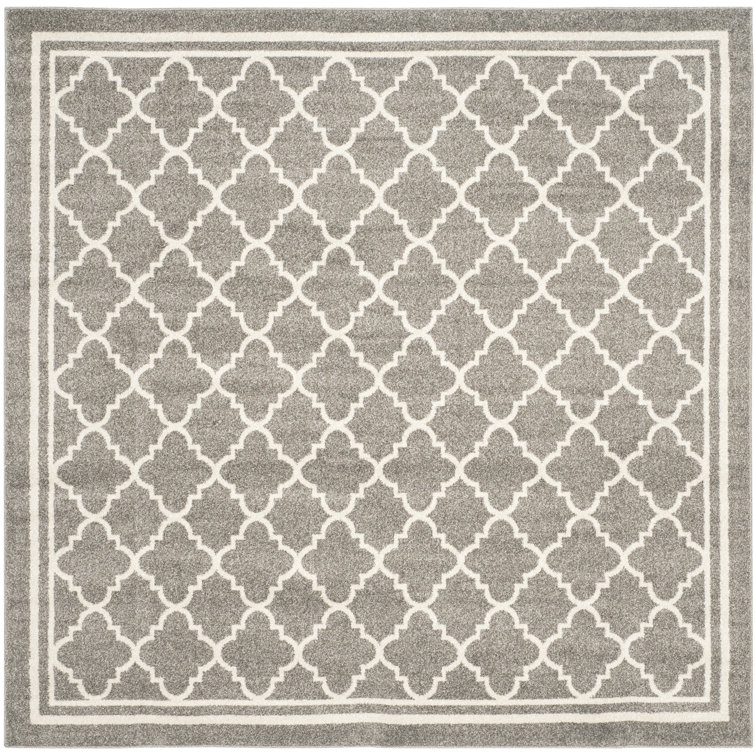 Dayana Geometric Area Rug