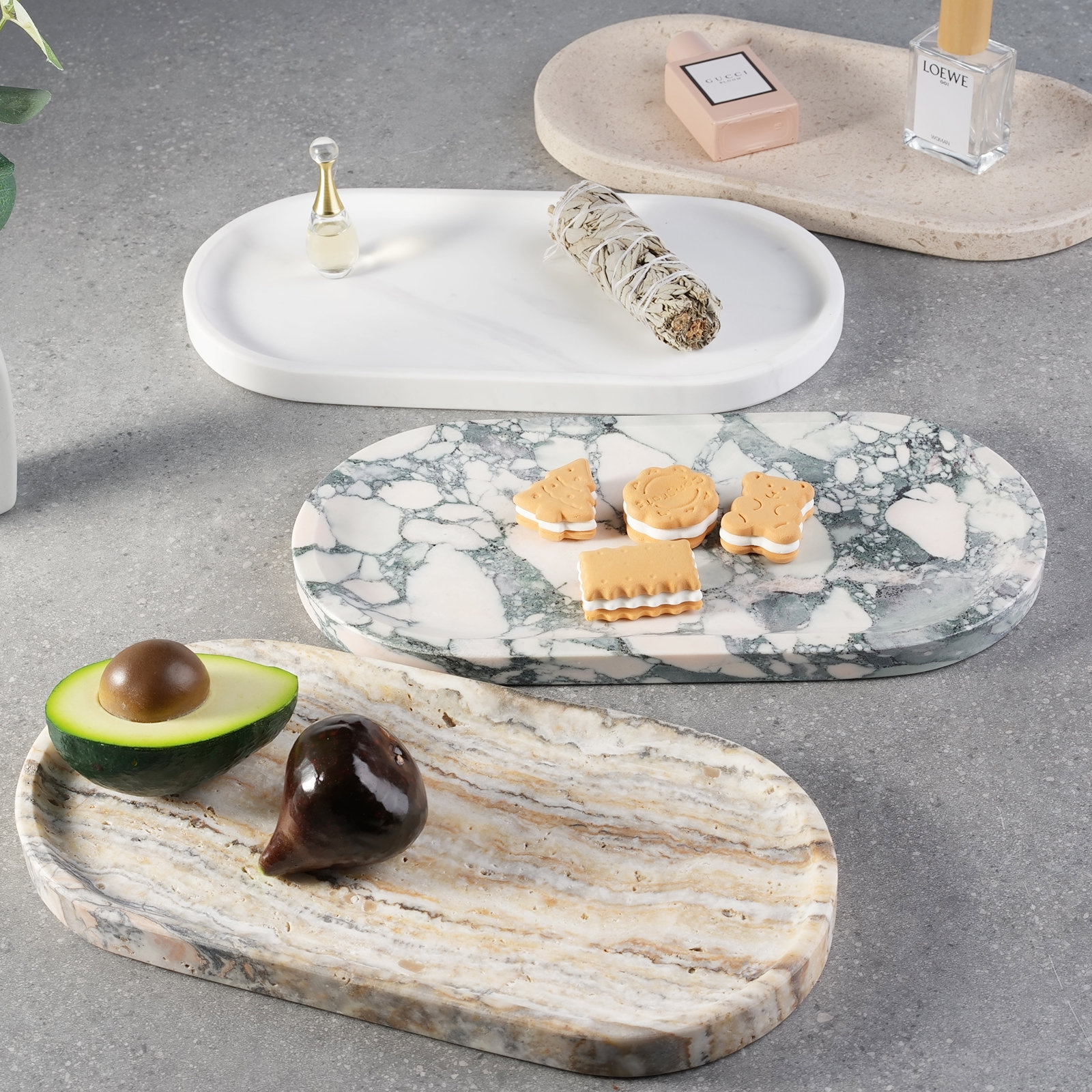 Guein Oval Natural Marble Tray, White Traonyx