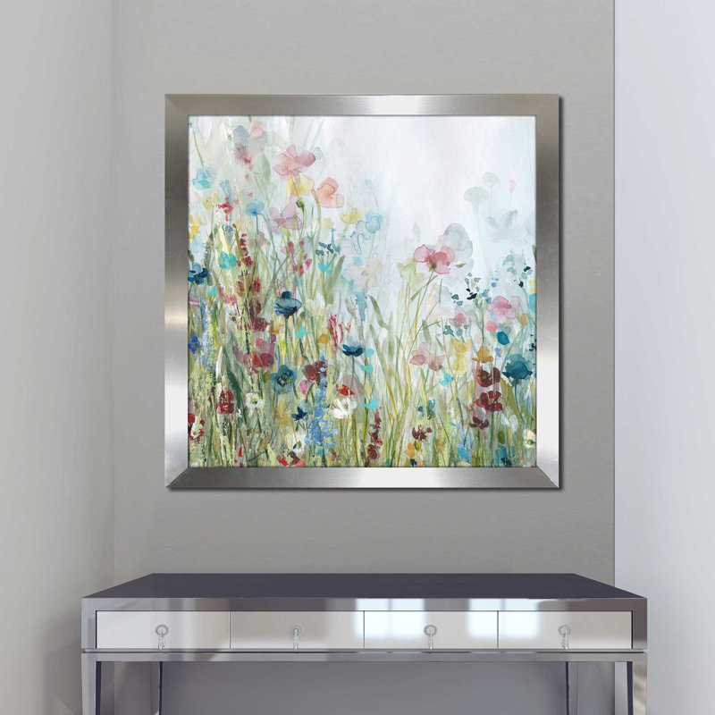 «Wildflower Meadow» par Carol Robinson - Peinture, Encadrement argenté, H 37,5 po x l 37,5 po x P 1 po