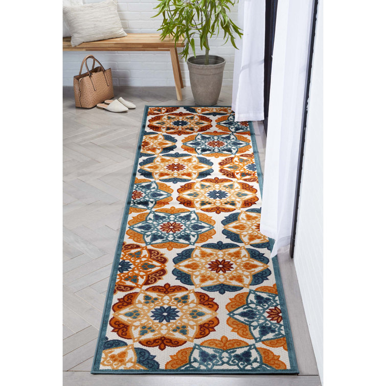 Dickenson Cabo Floral Machine Made Power Loom Polypropylene Indoor Area Rug in Gold/Orange/Blue