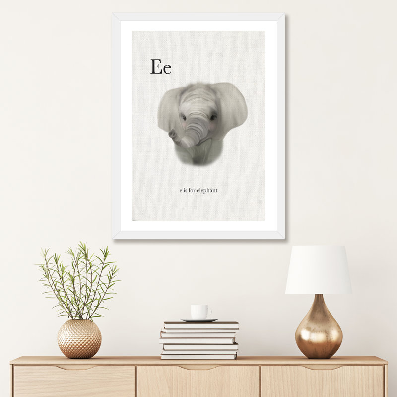 Décoration murale pour enfants «E Is For Elephant», H 24 po x l 16 po x P 1 po, Papier encadré blanc