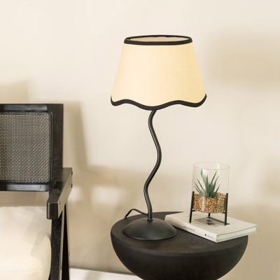 Dakiyah Lamp