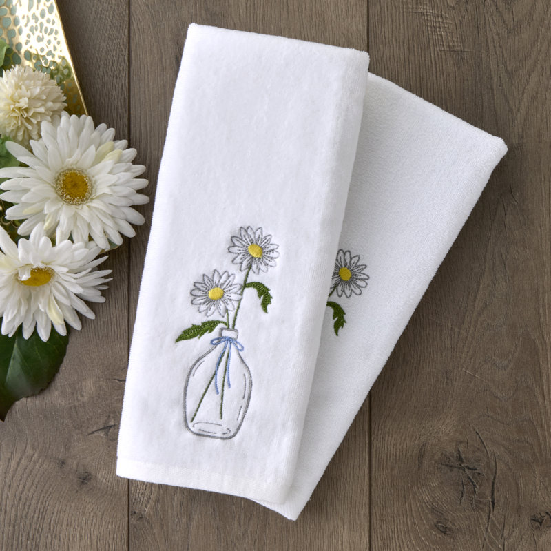 DAISIES IN VASE EMB HAND-WHITE