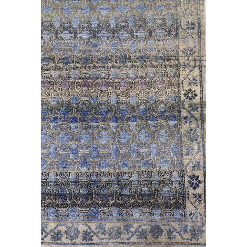 Silk Treasures Geometric Area Rug