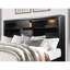 Grand lit gris avec tête de lit pratique et tiroir de style contemporain avec tiroirs-183759704