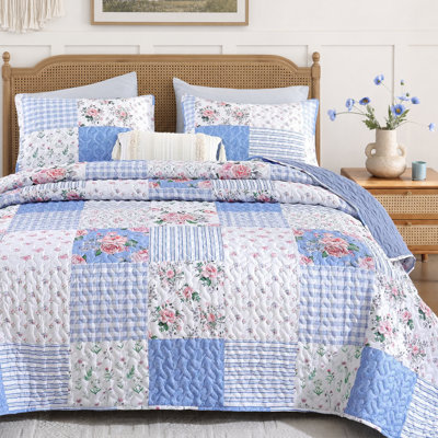 3-Pieces Floral Quilt Set, Vibrant Printed Quilt Bedding with 2 Pillowcases