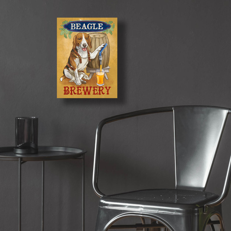 «Beer Dogs» par Mary Urban, H 16 po x l 12 po x P 0,13 po