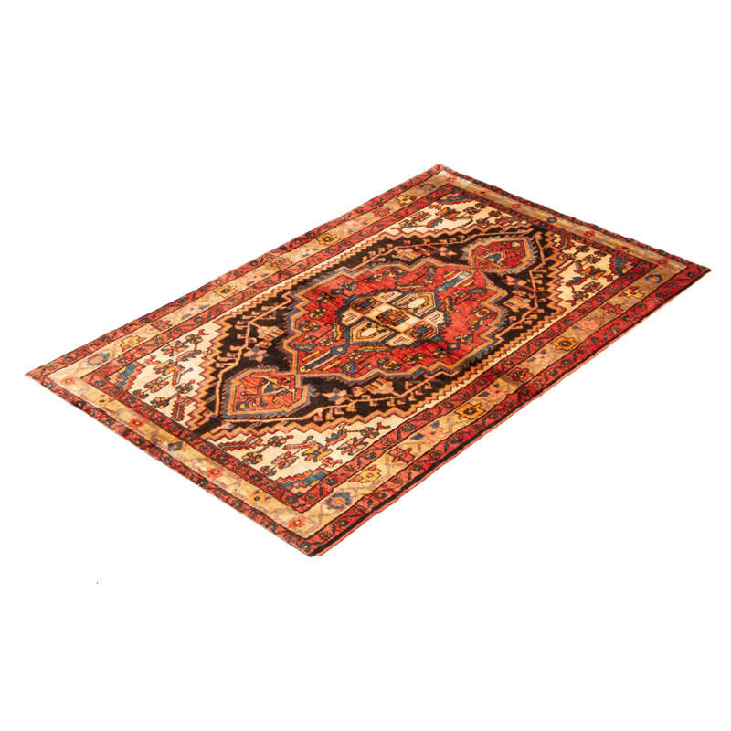Anadol Black Rug 3'10" x 5'11"