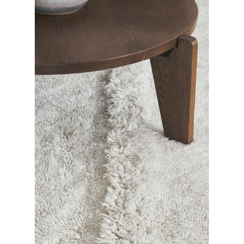 Sheep Of The World Hand Tufted Wool Area Rug in Sheep White, Rectangle 8'2" x 11'2"
