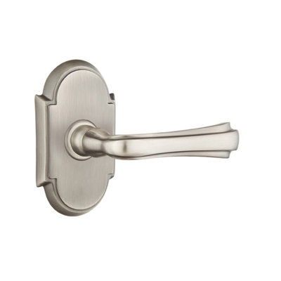 Wembley Passage (Hall & Closet) Door Lever with Rosette