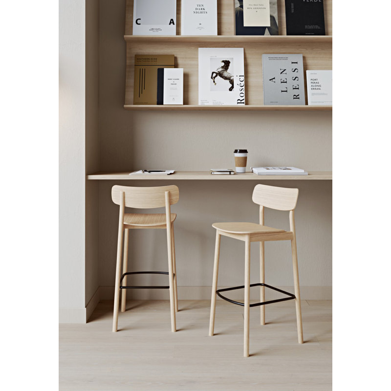Soma Bar Stool, Counter Stool (25.59'' Seat Height), Oak/Black