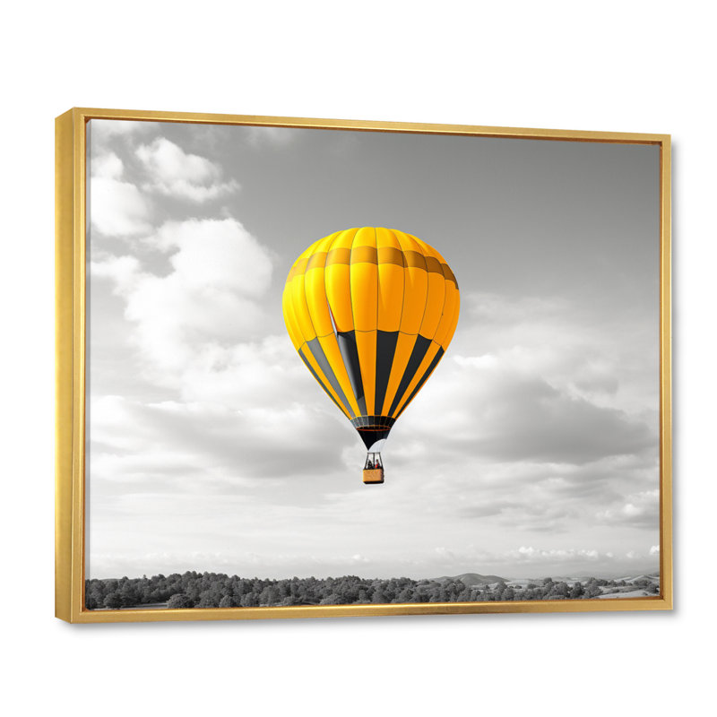 Yellow Hot Air Ballon II - Transportation Canvas Wall Art, H 30 po x l 40 po x P 1,5 po, Cadre flottant doré
