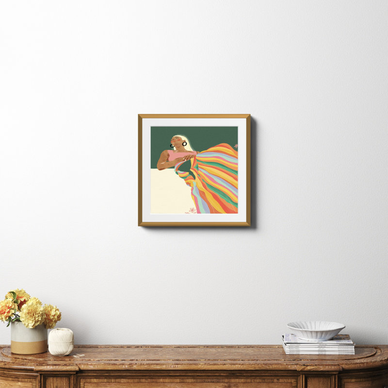 «Rainbow Lady» encadrée par Gigi Rosado, Oui, Papier avec cadre doré, H 20 po x l 20 po x P 0,75 po