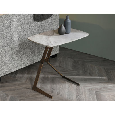 table de bout abstraite