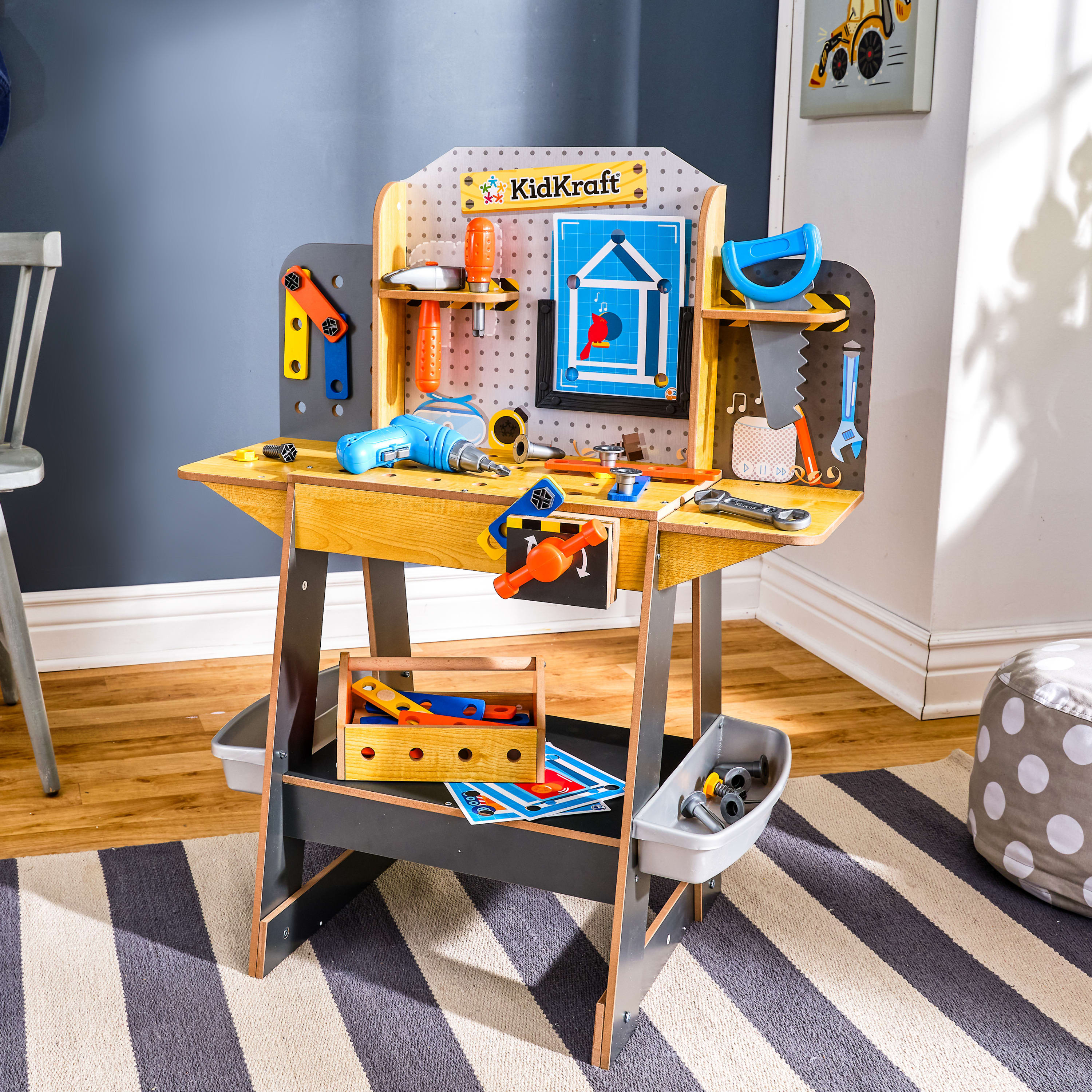 9 Best Workbenches for Toddlers & Kids (2023 Review)