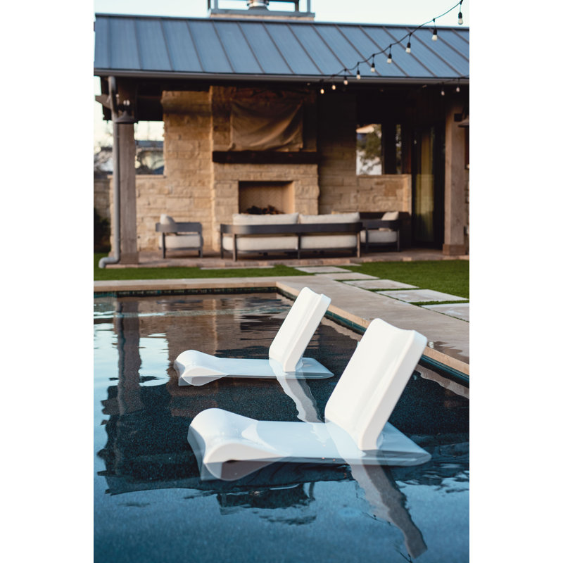 Line Outdoor Lounge Chair, Highcloud White
