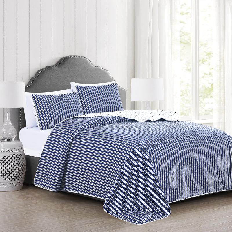 Nora No Striped Quilt, Navy, King Quilt + 2 King Shams