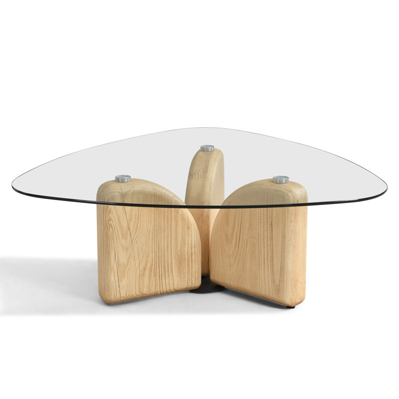 Table basse à plateau triangulaire en verre de 36 po Cyanni
