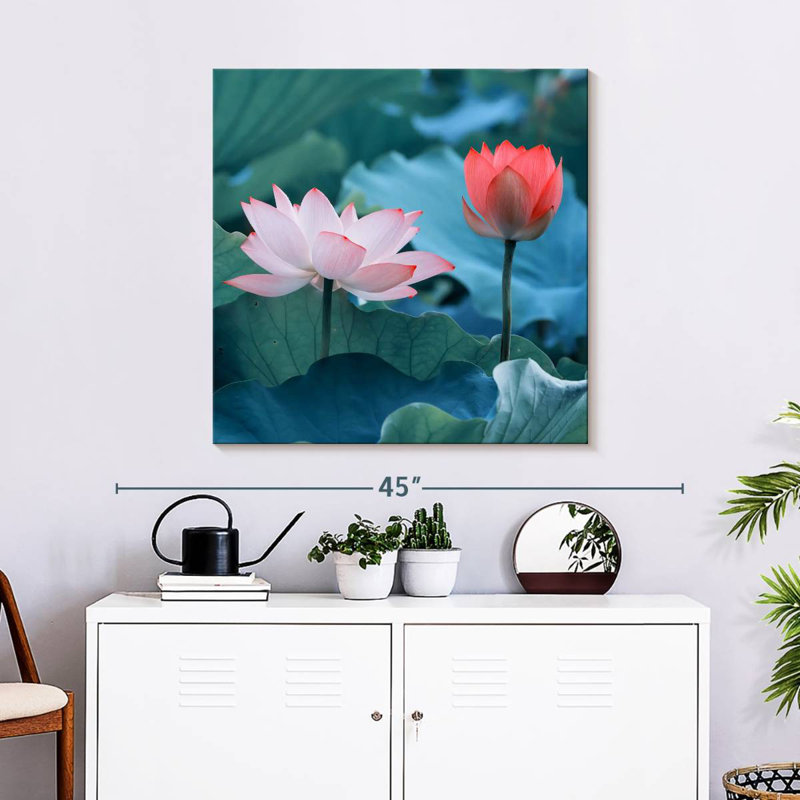 Harnek captivant des fleurs de lotus, H 30 po x l 30 po
