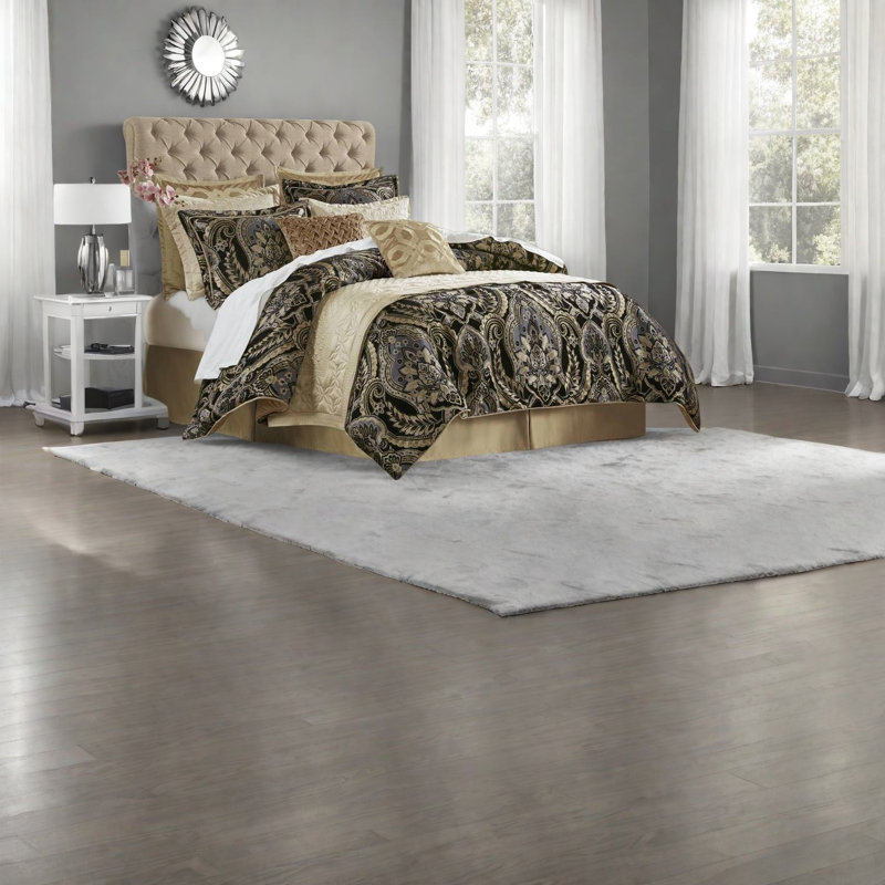Luxurious King Bedding Sets, Polyester Comforter With Damask Design For Home
