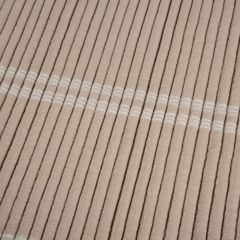 100% Wool Hand Loomed Area Rug, Rectangle 5' x 7'6"