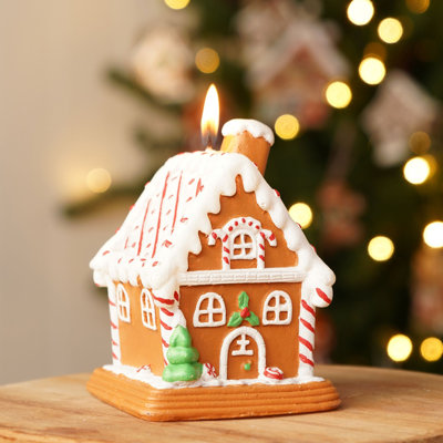 Gingerbread House Shaped Candle with Tree