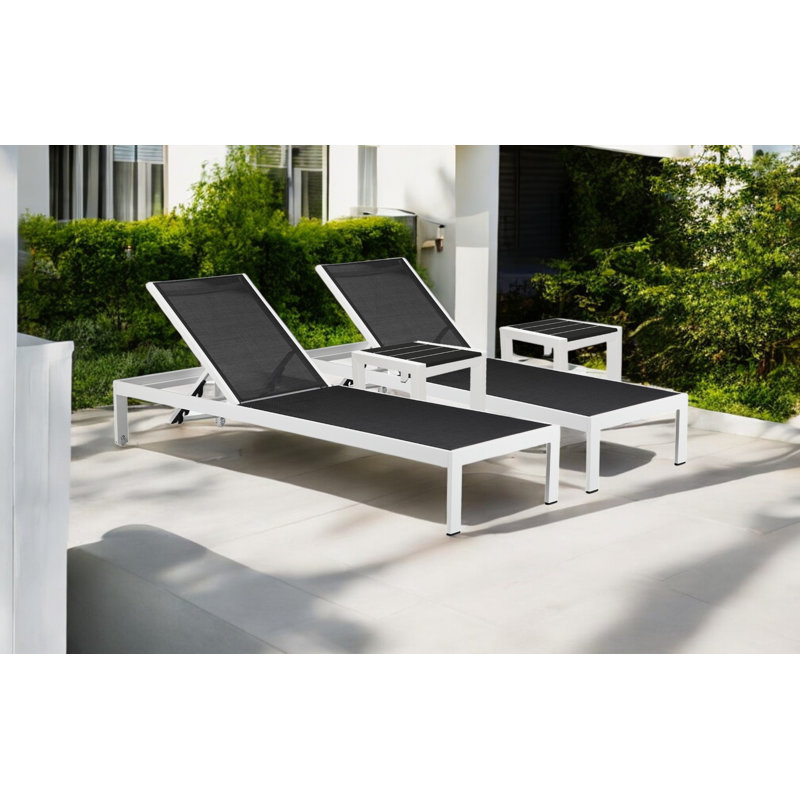 Chaise longue de patio inclinable en aluminium 76 po Aynura, Noir, Blanc