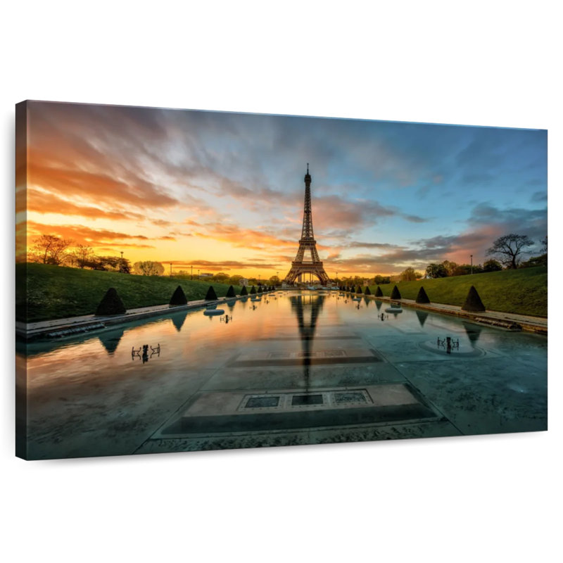 Lilie, reflet de la tour Eiffel, H 32 po x l 48 po
