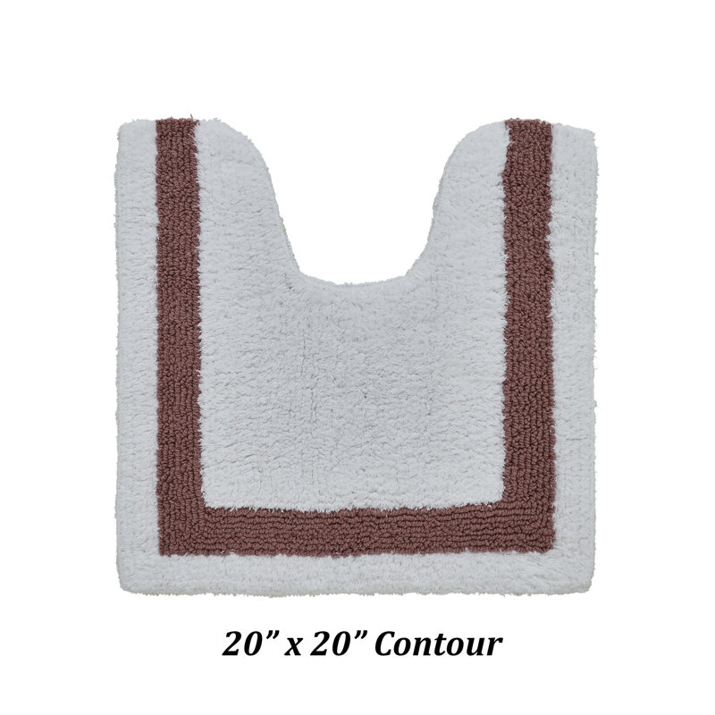 Tapis pour salle de bain Widman, Contour 20 po x 20 po, Blanc / Rose