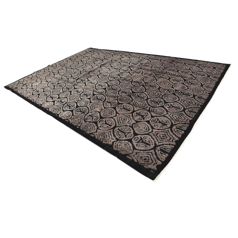 Tapis noir Outen