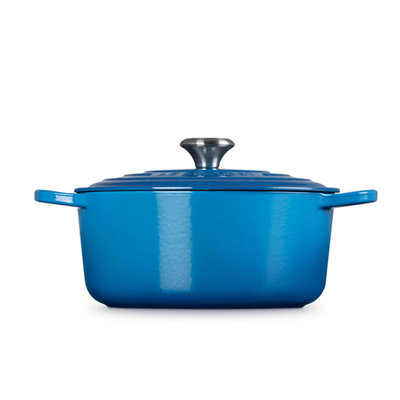 Le Creuset Signature Enameled Cast Iron Round Dutch Oven with Lid
