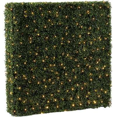 Faux Foliage Hedge in Freestanding