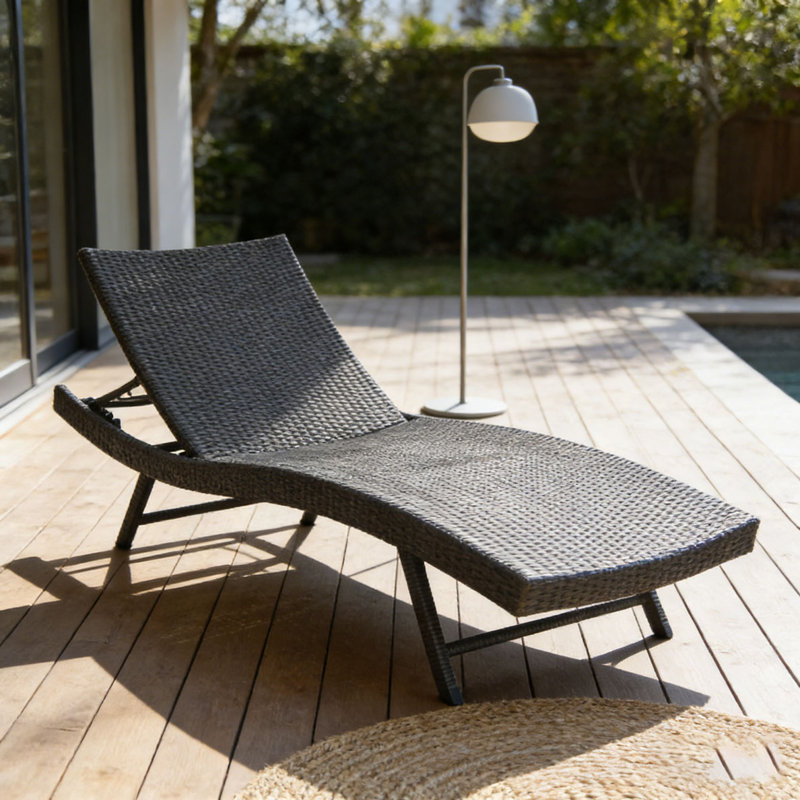 WICKER CHAISE, 1
