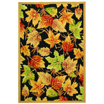Kinchen Hand Hooked Wool Pile Floral Rug