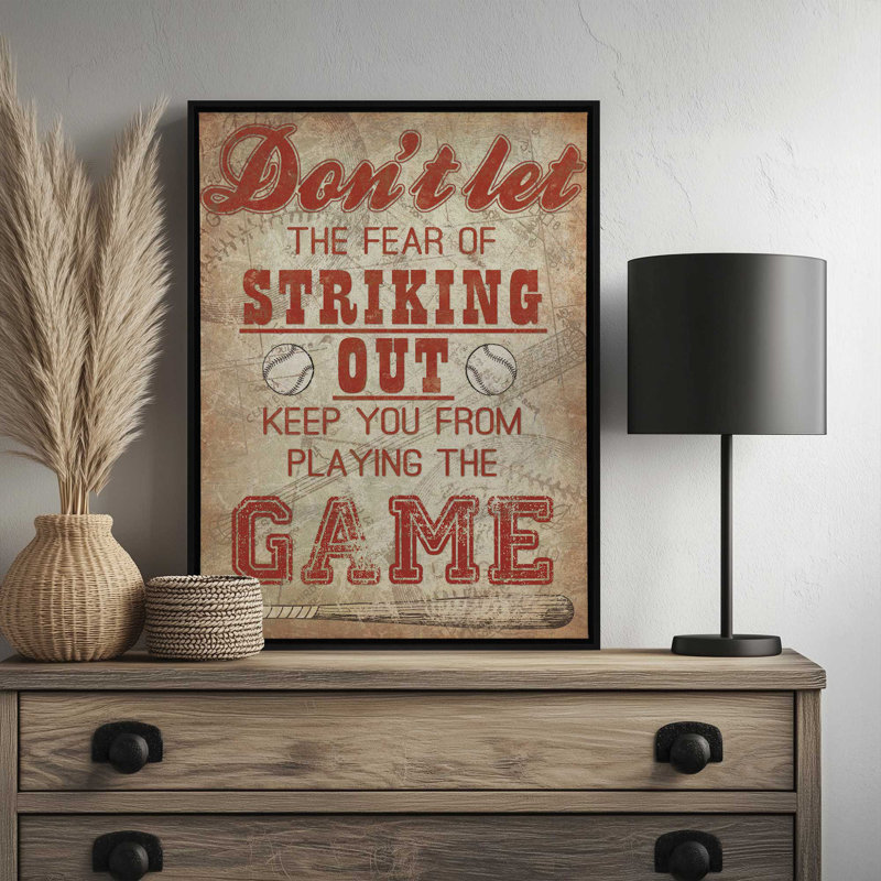 «Striking Out» par Masey St. Studios, reproduction d'art, L 12 po x H 16 po, Toile avec cadre, Doré