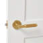 Poignée de porte levier en laiton massif satiné doré St. Tropez-86242086