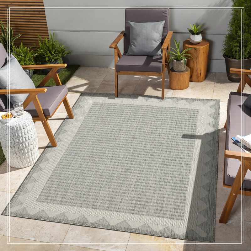 Silver Indoor/Outdoor Area Rug, Runner 2'7" x 7'3"