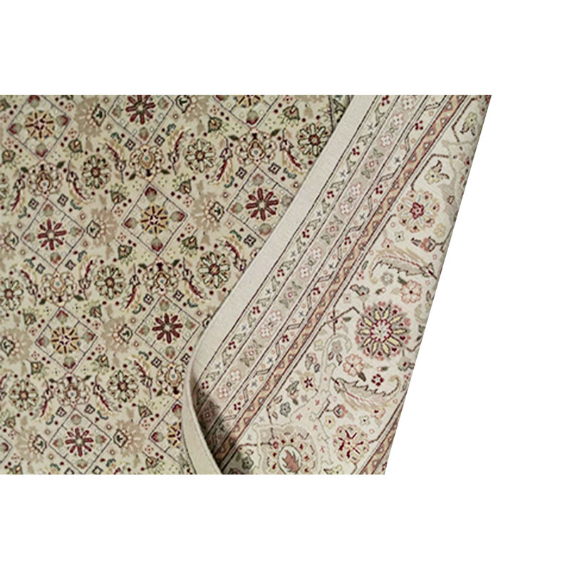 Tapis vert clair et ivoire noué à la main de haute qualité