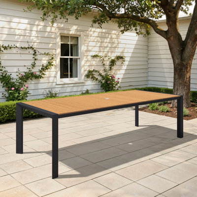 Table de salle à manger rectangulaire pour l'extérieur avec trou pour parasol et structure en aluminium